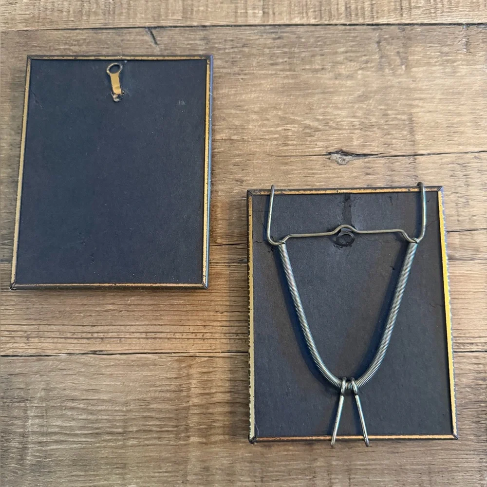 2 1940’s Convex Glass Victorian Art Pictures. Silhouette | Reverse | 4x5